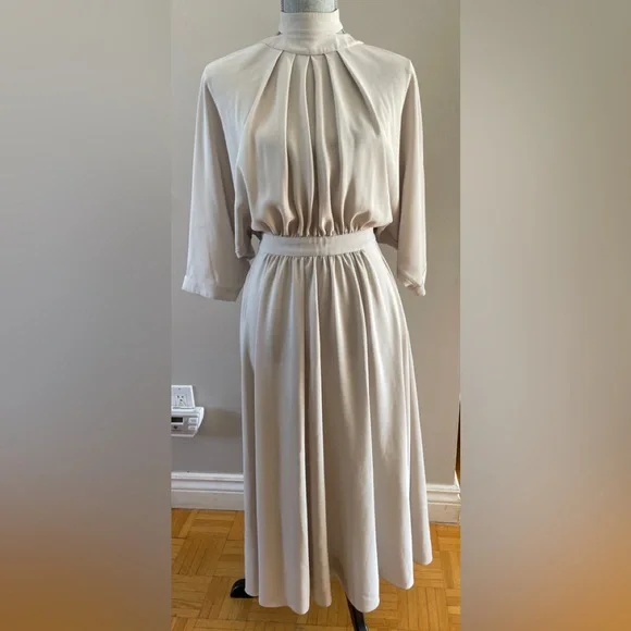 Beautiful, sexy and feminine vintage Lorraine Beauchamp cocktail/evening dress - Picture 7 of 16